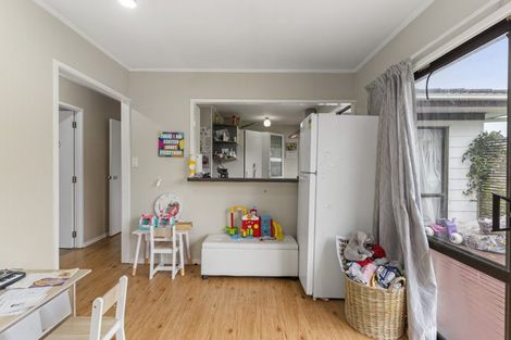 Photo of property in 43 Bellfield Road, Opaheke, Papakura, 2113