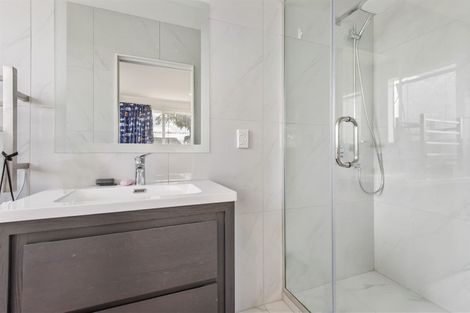 Photo of property in 103 Hutchinsons Road, Bucklands Beach, Auckland, 2014