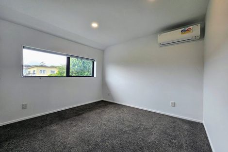 Photo of property in 49c Rosedale Road, Pinehill, Auckland, 0632