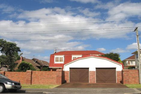 Photo of property in 29 Milford Road, Milford, Auckland, 0620