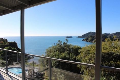 Photo of property in 1090c Abel Tasman Drive, Ligar Bay, Takaka, 7183