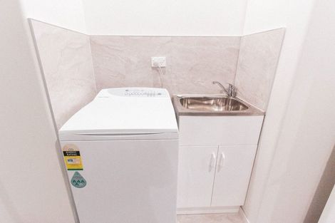 Photo of property in 24 Koroheke Road, Takanini, 2110