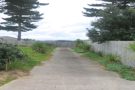 Photo of property in 104 Kauri Crescent, Matarangi, Whitianga, 3592