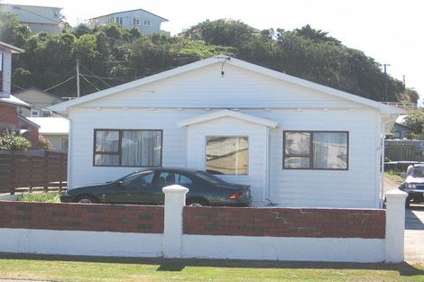 Photo of property in 17 Rotherham Terrace, Miramar, Wellington, 6022