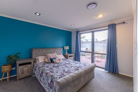 Photo of property in 11 Chatham Place, Rototuna North, Hamilton, 3210