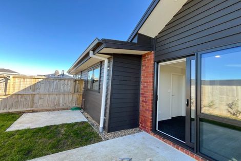 Photo of property in 36 Waruhia Crescent, Rototuna North, 3281