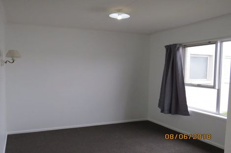 Photo of property in 5 Wells Place, Tamatea, Napier, 4112