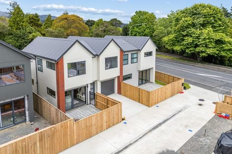 Photo of property in 2/60 Akatarawa Road, Brown Owl, Upper Hutt, 5018