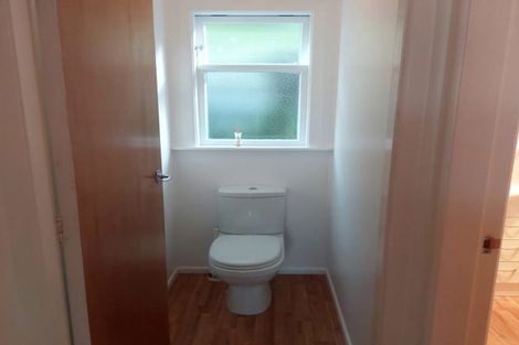 Photo of property in 32 Arapiko Street, Johnsonville, Wellington, 6037