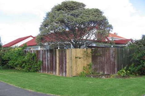 Photo of property in 7 Tamaki Bay Drive, Pakuranga, Auckland, 2010