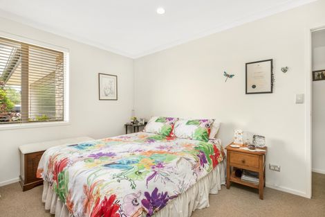 Photo of property in 14 Stranraer Crescent, Wattle Downs, Auckland, 2103