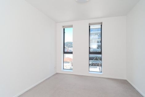 Photo of property in Dual Apartments, 406/142 Vivian Street, Te Aro, Wellington, 6011