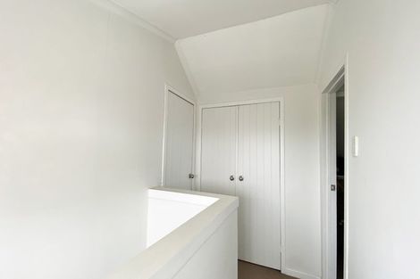 Photo of property in 1/1 Paparoa Road, Cockle Bay, Auckland, 2014