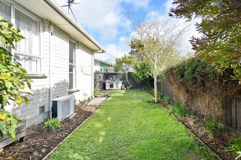 Photo of property in 1/2 Bayswater Crescent, Bromley, Christchurch, 8062