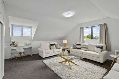 Photo of property in 15 Sawtell Place, Northcote, Christchurch, 8052