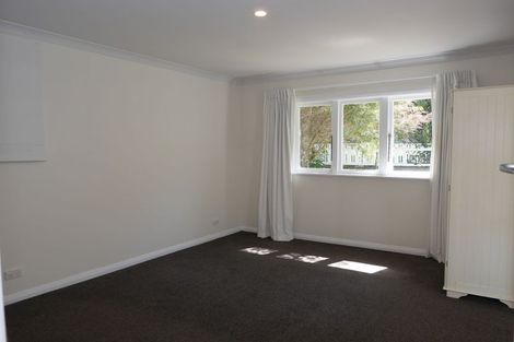 Photo of property in 16 Renown Road, Raumati South, Paraparaumu, 5032