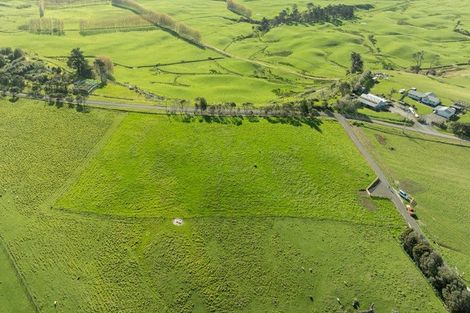 Photo of property in 179 Evans Road, South Head, 0874