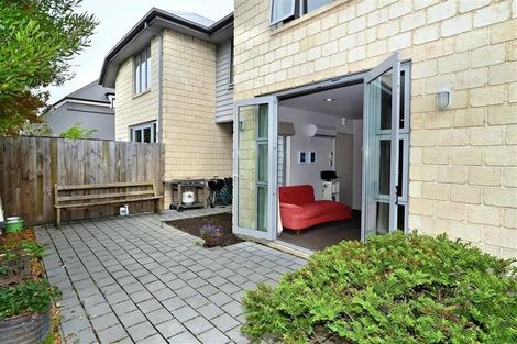 Photo of property in 90b Mandeville Street, Riccarton, Christchurch, 8011