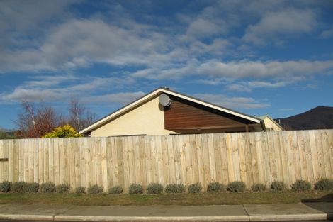 Photo of property in 18 Wilkin Road, Wanaka, 9305