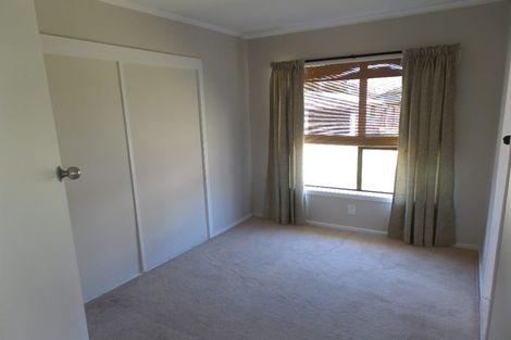 Photo of property in 10 Oakdale Street, Avonhead, Christchurch, 8042