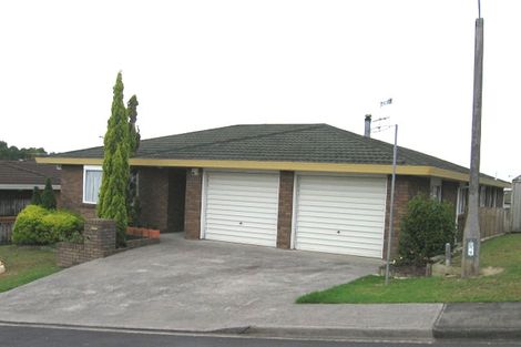 Photo of property in 3 Fernbird Place, Massey, Auckland, 0614