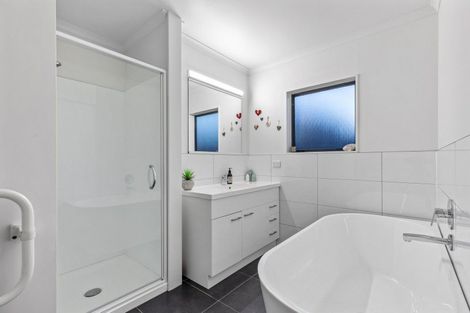 Photo of property in 233 Gloucester Road, Mount Maunganui, 3116