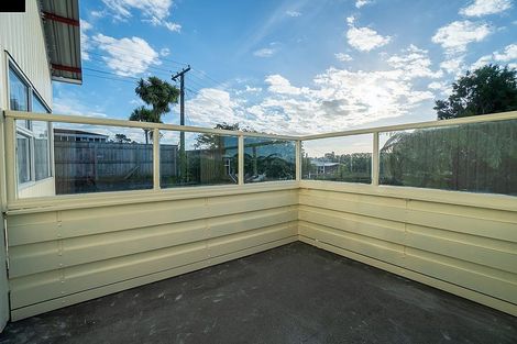 Photo of property in 100 Frankley Road, Frankleigh Park, New Plymouth, 4310