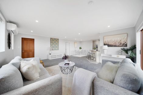 Photo of property in 13 Keri Vista Rise, Papakura, 2110