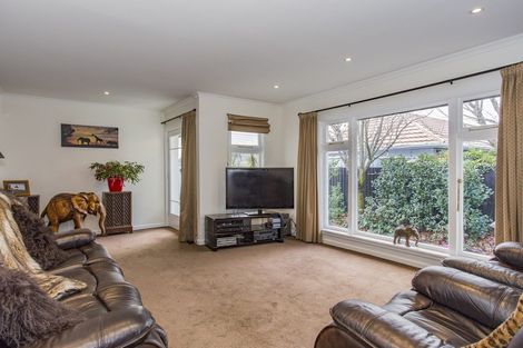 Photo of property in 4 Hampton Place, Burnside, Christchurch, 8053