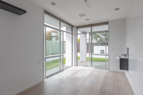 Photo of property in 8a Rotherham Street, Riccarton, Christchurch, 8041