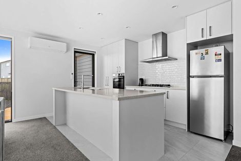 Photo of property in 42 Hinaki Street, Poike, Tauranga, 3112