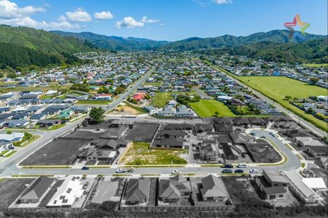 Photo of property in 9 Te Ara O Toroa, Wainuiomata, Lower Hutt, 5014