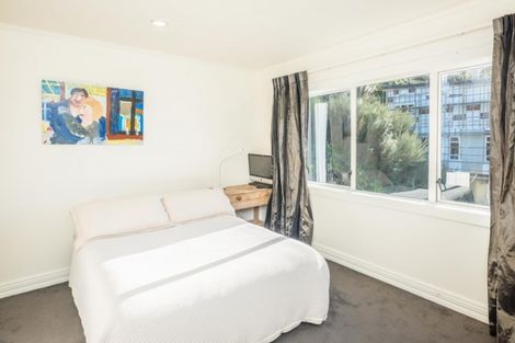 Photo of property in 4/14c Glenmore Street, Thorndon, Wellington, 6011