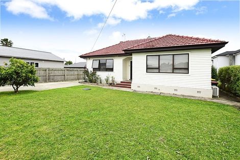 Photo of property in 1 Miami Street, Mangere East, Auckland, 2024