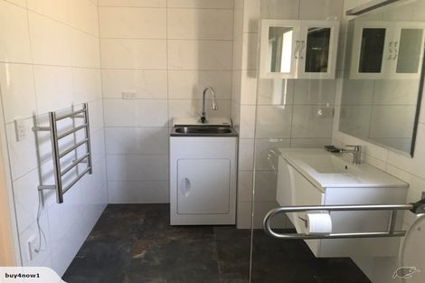 Photo of property in 133 Codlin Road, Waiuku, 2682