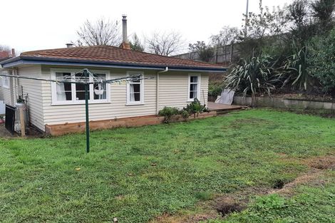 Photo of property in 54 Banbury Crescent, Fairfield, Hamilton, 3214