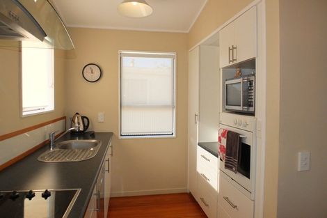 Photo of property in 30 Pratt Avenue, Foxton Beach, Foxton, 4815
