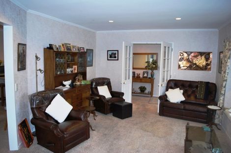 Photo of property in 94 Cedar Drive, Paraparaumu Beach, Paraparaumu, 5032