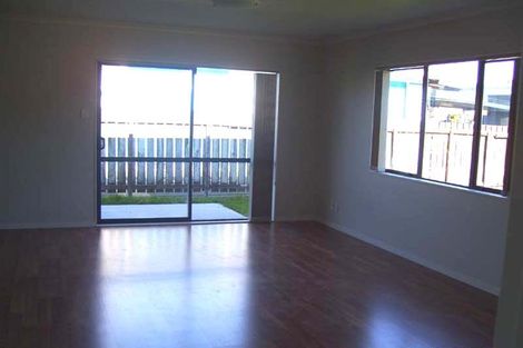 Photo of property in 27b Sturdee Road, Manurewa, Auckland, 2102