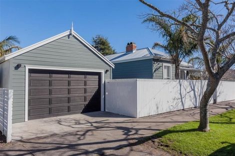 Photo of property in 9 Wynyard Road, Mount Eden, Auckland, 1024