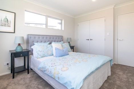 Photo of property in 104 Arran Point Parade, Orewa, 0931