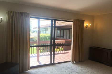 Photo of property in 28 Coldham Crescent, Saint Johns, Auckland, 1072