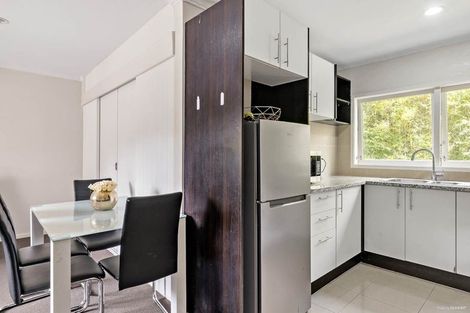 Photo of property in 2/16 Green Lane East, Remuera, Auckland, 1050