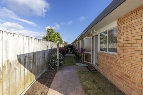 Photo of property in 40 Hadleigh Court, Paraparaumu, 5032