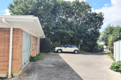 Photo of property in 42a Trentham Road, Papakura, 2110