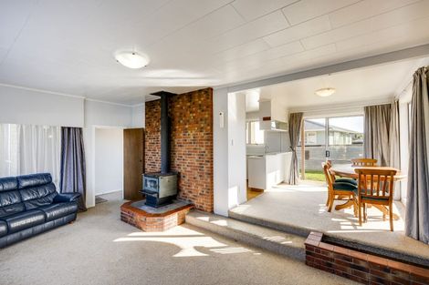 Photo of property in 4 Lyttelton Crescent, Tamatea, Napier, 4112