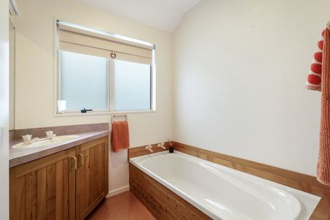 Photo of property in 7 Patui Avenue, Ngarimu Bay, Thames, 3575