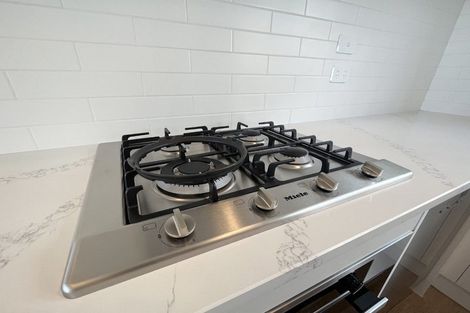 Photo of property in 5/737 East Coast Road, Browns Bay, Auckland, 0630