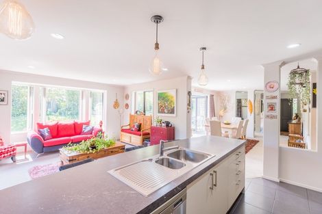 Photo of property in 11 Tauhou Place, Waikanae, 5036