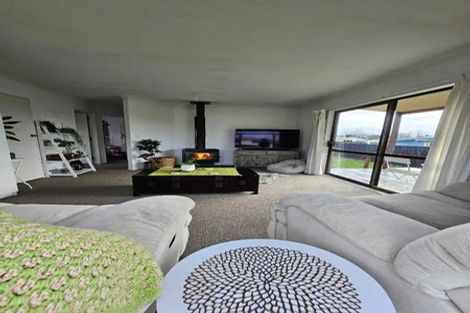 Photo of property in 16 Malcolm Street, Martinborough, 5711